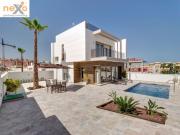 Chalet en venta en Orihuela Costa, Villamartin