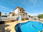 Chalet en venta en Orihuela Costa, Villamartin