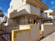 Chalet en venta en Orihuela, La Florida. Ubicada en la... Chalet en venta en Orihuela, La Florida. Ubicada en la...