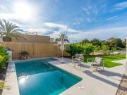 Chalet en venta en Orihuela, La Zenia. Chalet en el...