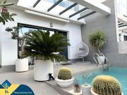 Chalet en venta en Orihuela, Los Almendros. Villa con...