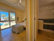 Chalet en venta en Orihuela, Punta Prima. GRAN VILLA EN...