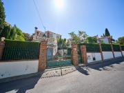 Chalet en venta en Villa de Otura. DOS CHALETS EN OTURA...