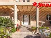 Chalet en venta en Villa de Otura. Tu hogar ideal te...