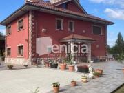 Chalet en venta en Oviedo