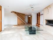 Chalet en venta en Pallejà. Casa con espectaculares...