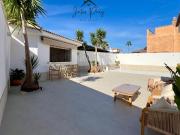 Chalet en venta en Palomares del Río. Venta de Chalet en...