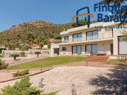 Chalet en venta en Pau. Descubre esta espectacular y...