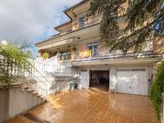 Chalet en venta en Peligros, Monteluz