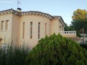 Chalet en Venta en Petrer, Alicante