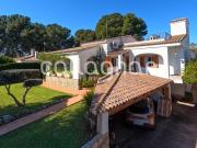 Chalet en venta en Picassent, Valencia