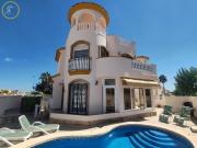 Chalet en venta en Pinar de Campoverde, Alicante Costa...