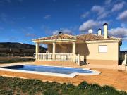 Chalet en venta en Pinoso, Alicante