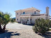 Chalet en venta en Pinoso, Alicante