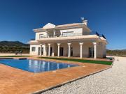 Chalet en venta en Pinoso, Alicante
