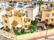 Chalet en venta en Playa Flamenca, Alicante Costa Blanca