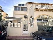 Chalet en venta en Playa Flamenca, Alicante Costa Blanca
