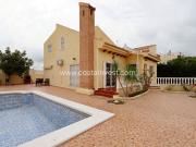 Chalet en venta en Playa Flamenca, Alicante Costa Blanca