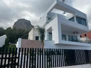 Chalet en venta en Polop. Chalet de Lujo con vistas...