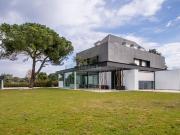 Chalet en venta en Pozuelo de Alarcón, La Finca. Chalets...