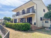 Chalet en venta en Premià de Dalt, de 235 m² 5...