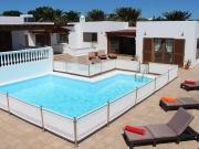 Chalet en venta en Puerto Calero, Lanzarote