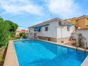 Chalet en venta en Punta Prima, Alicante Costa Blanca