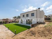 Chalet en venta en Roca del Vallès, la, de 220 m² 4...