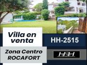 Chalet en venta en Rocafort. Sensacional villa en...
