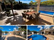 Chalet en venta en Roda de Barà Costa Dorada. La...