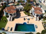 Chalet en venta en Rojales. IDEAL 2 FAMILAS. Chalets.