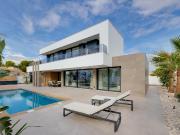 Chalet en venta en Rojales. VILLA DE LUJO EN CIUDAD...