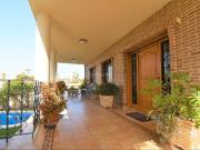 Chalet en venta en Rojales. Villa de lujo independiente...