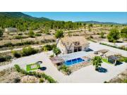 Chalet en venta en Romana la. Exclusiva Villa con...