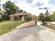 Chalet en venta en Sabadell, de 402 m² 4 habitaciones...