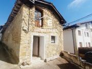 Chalet en venta en Salinas de Oro. Casa de piedra con...