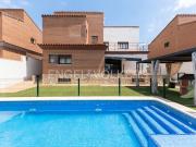 Chalet en venta en San Antonio de Benagéber, Valencia