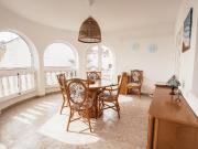 Chalet en venta en San Miguel de Salinas. Casa Española...