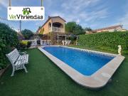 Chalet en venta en Sant Esteve Sesrovires, de 214 m² 4...
