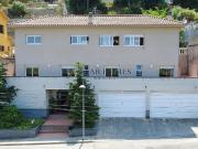 Chalet en venta en Sant Fost de Campsentelles, de 387 m²...