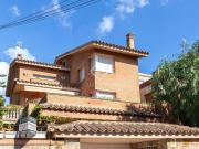 Chalet en venta en Sant Just Desvern, Centre....