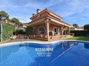 Chalet en venta en Sant Pol de Mar, de 262 m² 4...