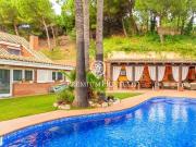 Chalet en venta en Sant Vicenç de Montalt, Barcelona...
