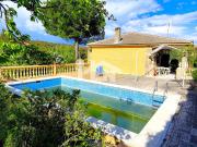 Chalet en venta en Santa Cruz de Pinares. Venta de...