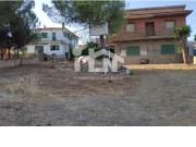 Chalet en venta en Santa María de la Alameda. Chalet en...