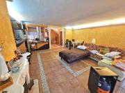 Chalet en venta en Santa Perpètua de Mogoda. CASA...