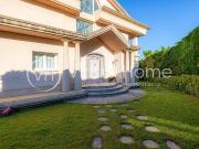 Chalet en venta en Santa Susanna. Exclusiva residencia...