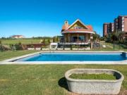 Chalet en venta en Santander, Cueto. CHALET EXCLUSIVO DE...