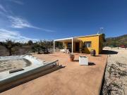 Chalet en venta en Sax, Alicante