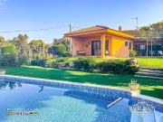 Chalet en venta en Sils, Girona